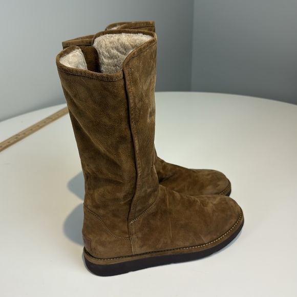 UGG Women's Abree Tall Boots Size 7 - Picture 5 of 13
